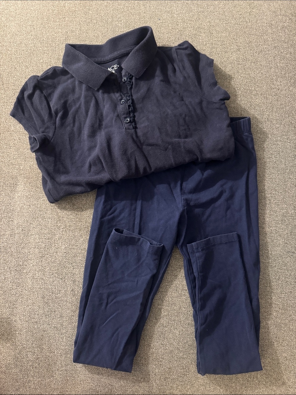 5/$15- Navy outfit size medium